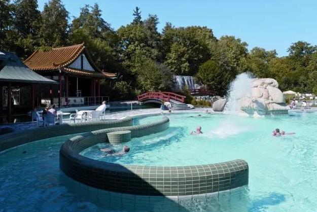 西安温泉洗浴山庄