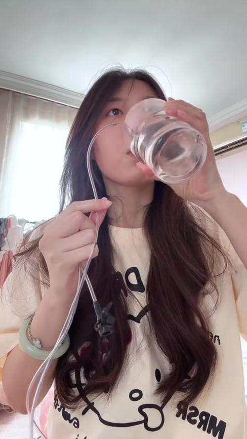 管家婆免费版和00后女孩自学插胃管与00后女孩自学插胃管视频